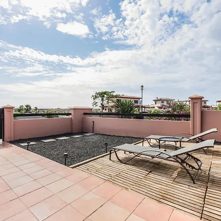 Holaola Highclass Townhouse بيت للعطل *